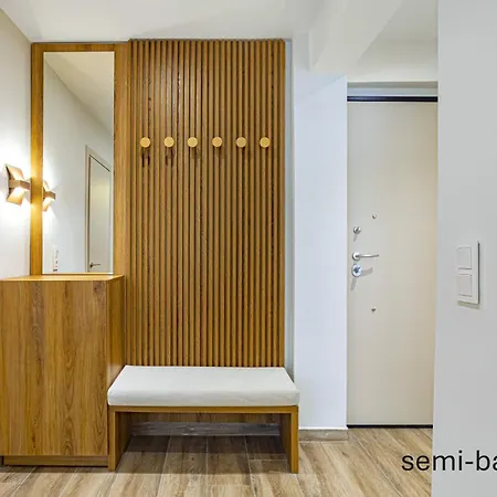 Azure Bliss Apartmanhotel 4*