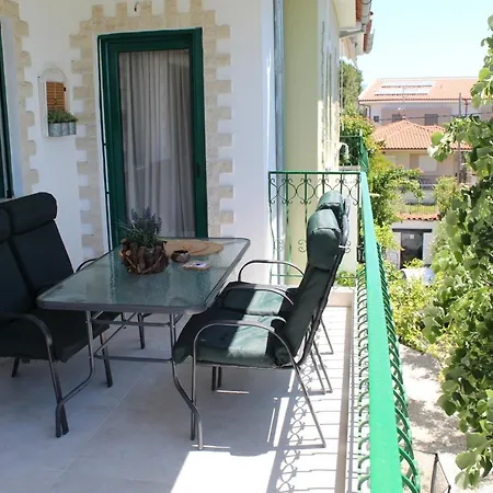 Azure Bliss Aparthotel *