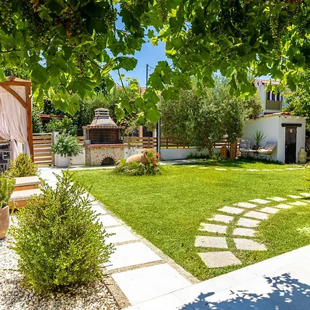 Azure Bliss Ξενοδοχείο με διαμερίσματα 4*