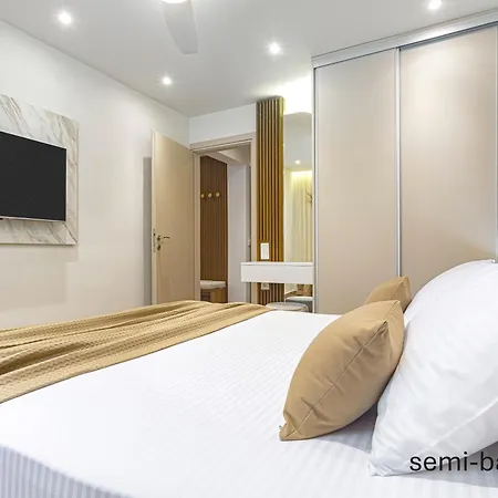 Apart-hotel Azure Bliss